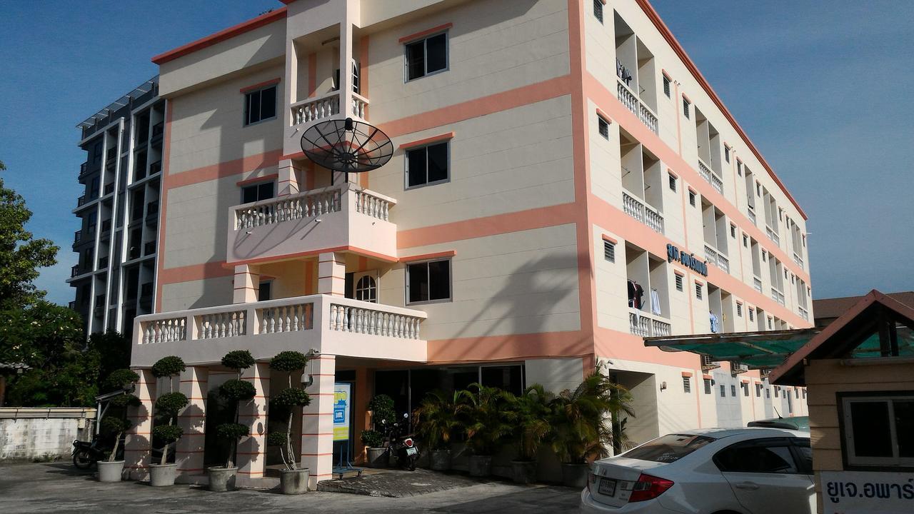 Uj Apartment Bang Saen Ngoại thất bức ảnh