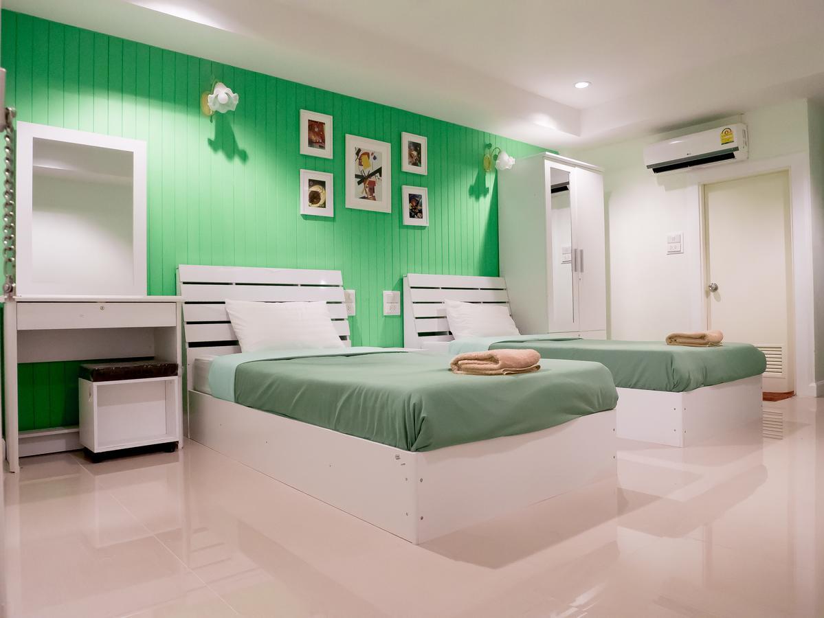 Uj Apartment Bang Saen Ngoại thất bức ảnh