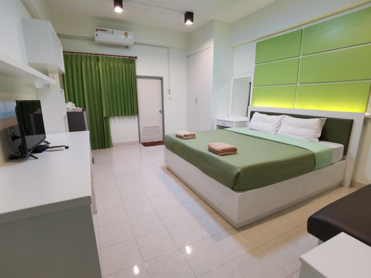 Uj Apartment Bang Saen Ngoại thất bức ảnh